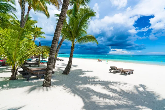 10-night Mauritius holiday with highly rated hotel under £1k 🏝️☀️🐚