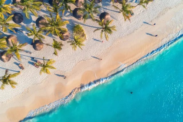 12-night beachfront Zanzibar holiday with brekkie 💕