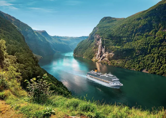 Ab Hamburg zu Lofoten & Nordkap 🚢
