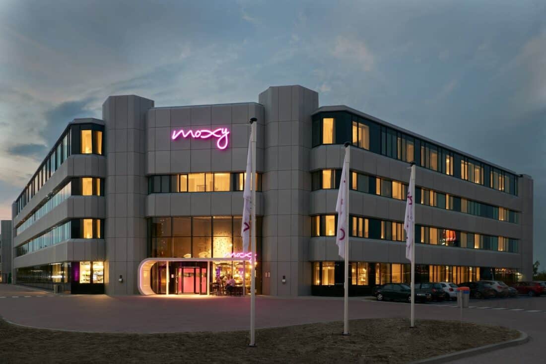Amsterdam: Übernachtung im Moxy Hotel Schiphol Airport ab 103€ (inklusive Frühstück)