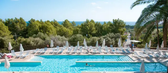 Heiß auf Mallorca: Panorama-Pool, Dachterrasse & Meer 🏖️