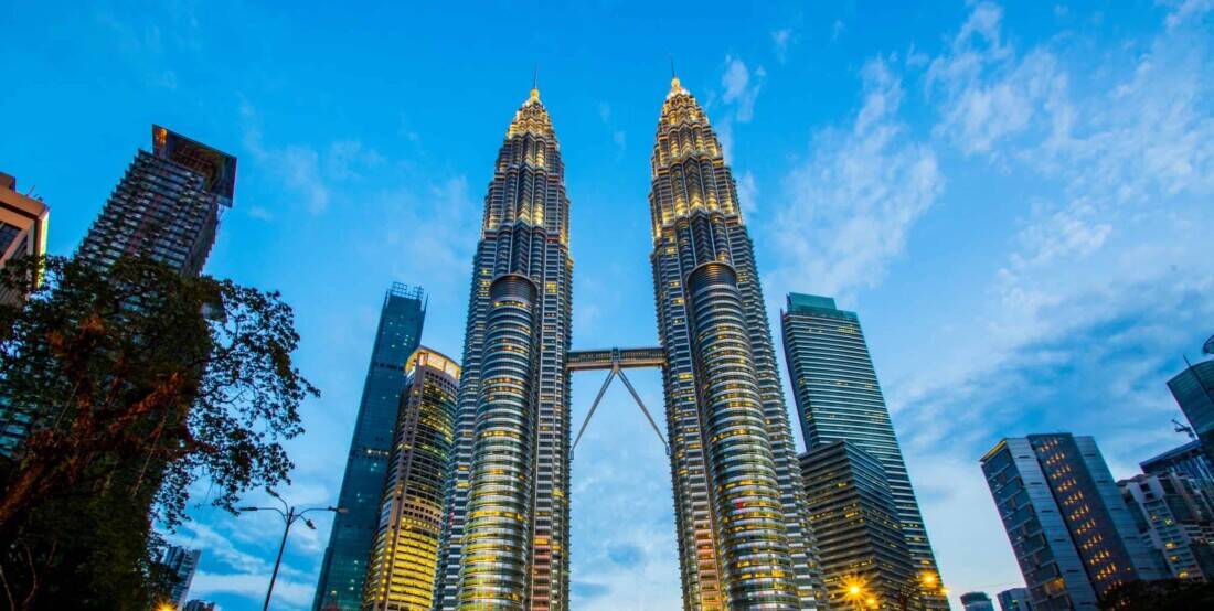 Kuala Lumpur ab 487€ mit Saudia von Wien (inkl. Gepäck)