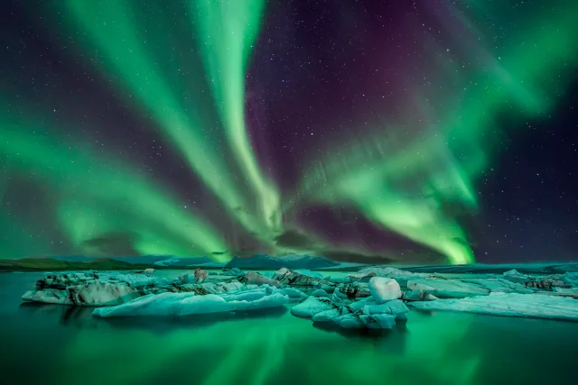 Sichere dir jetzt dein Polarlicht-Abenteuer auf Island 💚💜🩵