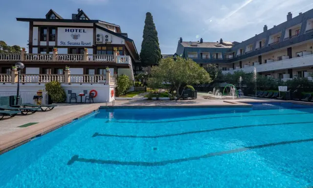 Spanish sunshine ☀️🏖️ All-inc Costa Brava week, with ✈️