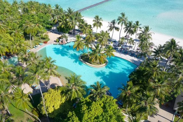 10-night 5⭐ all-inclusive Maldives escape on a private island 🏝️🐚 💎
