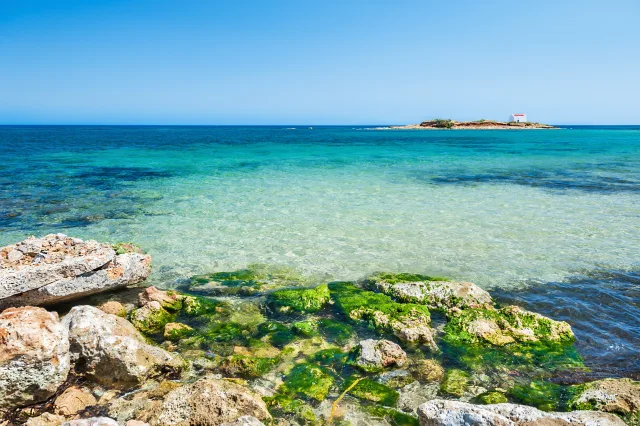 11-night adults-only Crete holiday UNDER £300 🤯🌴