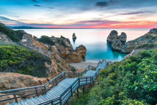Algarve summer getaway for a gem of a price 🌴😍