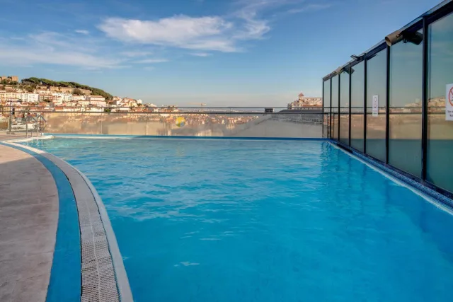 Lissabon mit krassem Rooftop Pool 🤩