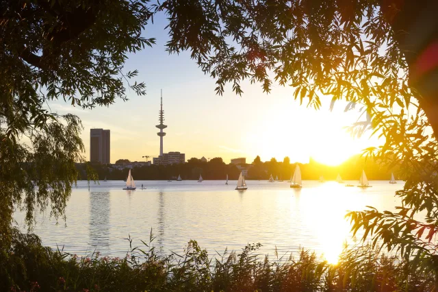 Nur wenige Schritte von der Alster entfernt ⛵️