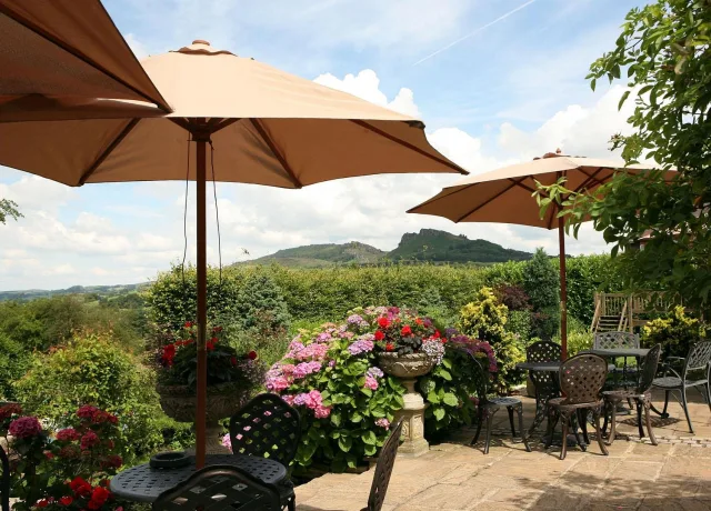 Peak District 4⭐️ summer mini-break bargain 🌿🌼☀️